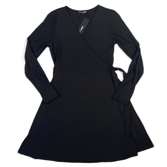 Fashion Nova Layla Fit & Flare Wrap Dress Mini V Neck Long Sleeves Black Size L - Picture 4 of 16